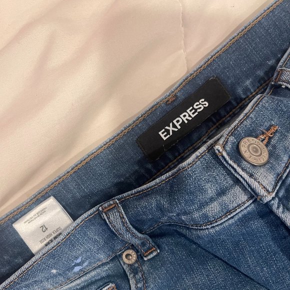 blue express mom jeans with paint splatter - Picture 2 of 5